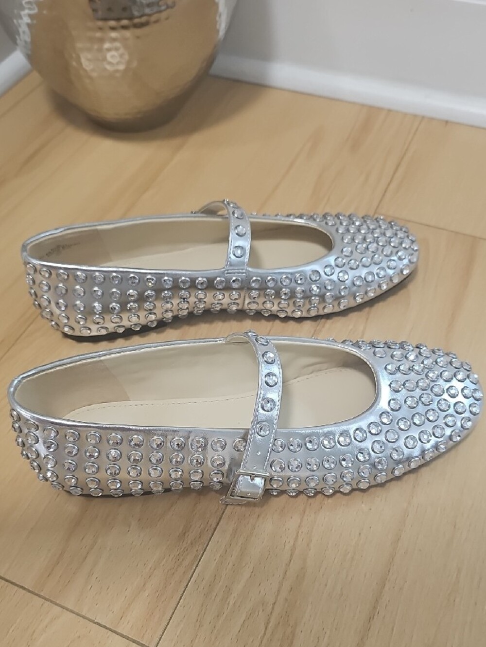 Nine West Silver Studded Mary Jane Flats, 9 - Picture 7 of 7